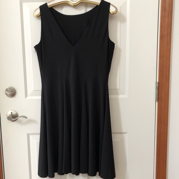 Lauren/Ralph Lauren Lined Cocktail Dress w/Back V - Picture 9 of 10